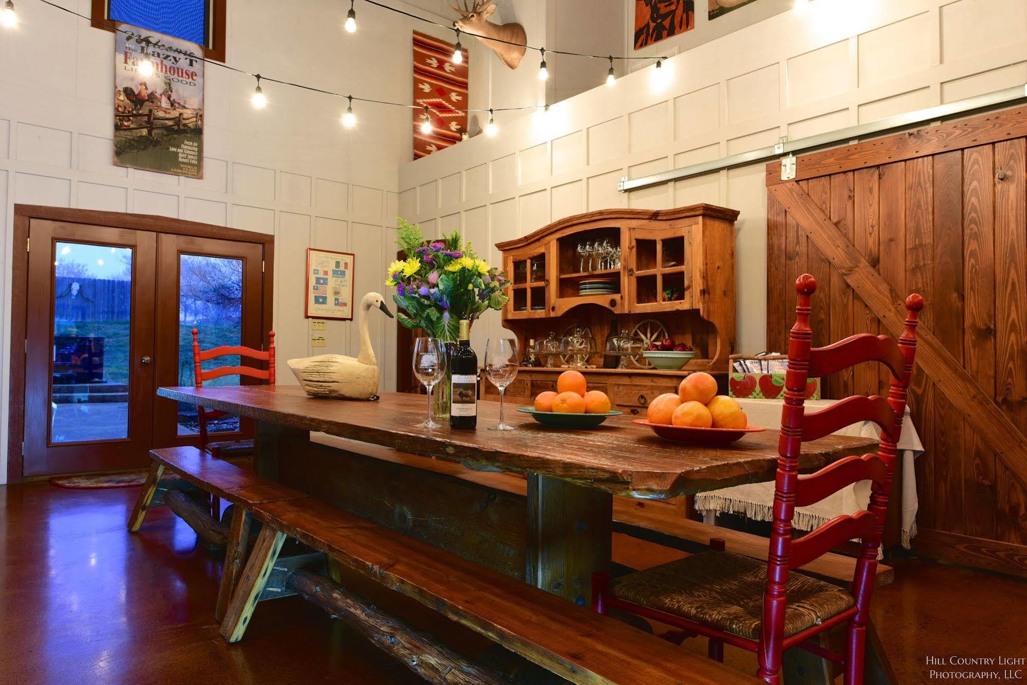 Lazy T Bed And Breakfast Fredericksburg Extérieur photo
